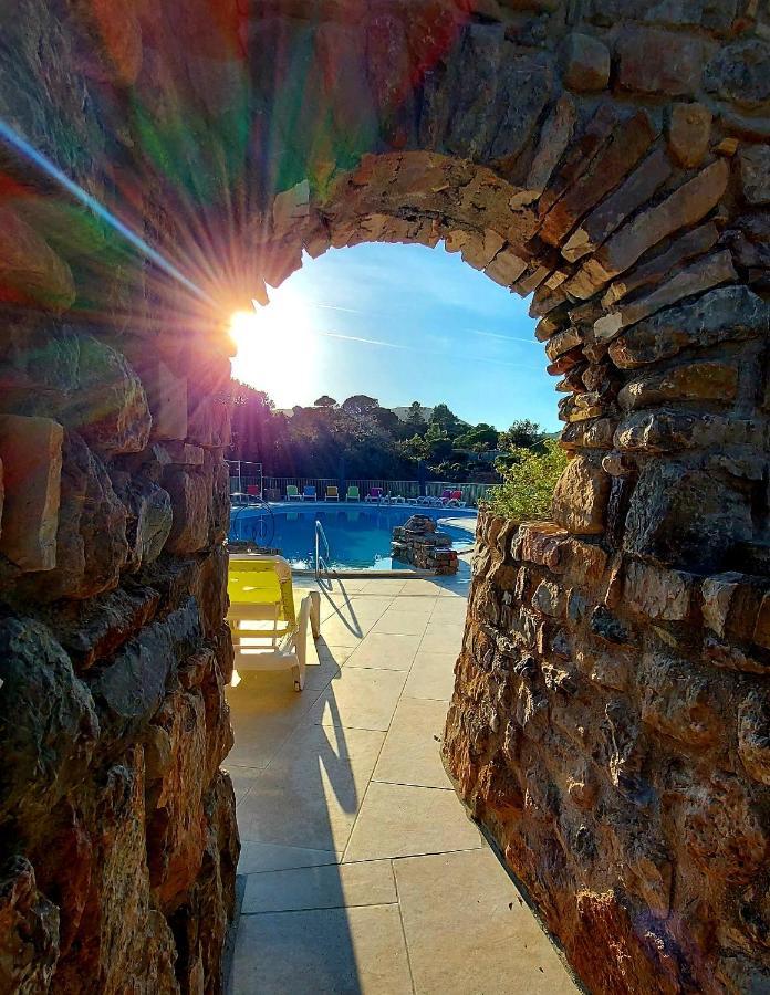 Hotel Les Hauts De Mourèze 외부 사진